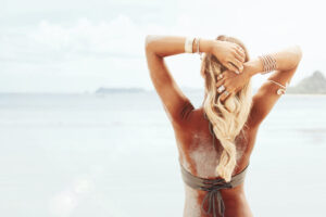 Få den perfekte strandlooken for håret ditt